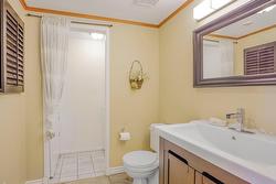 Powder room - 