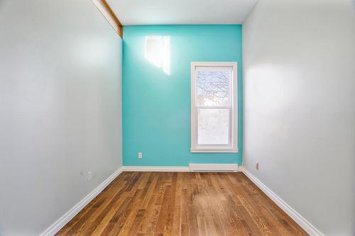 Bedroom - 302-16 Place Du Soleil, Montréal (Verdun/Île-Des-Soeurs), QC - Indoor Photo Showing Other Room