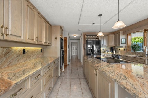 3303 Wavecrest Dr, Nanaimo, BC 