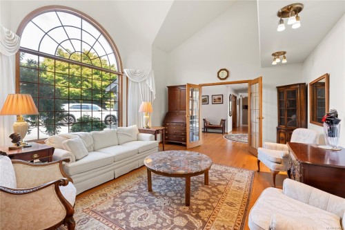 3303 Wavecrest Dr, Nanaimo, BC 