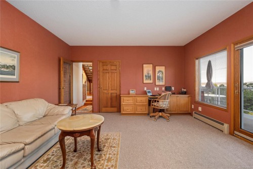 3303 Wavecrest Dr, Nanaimo, BC 