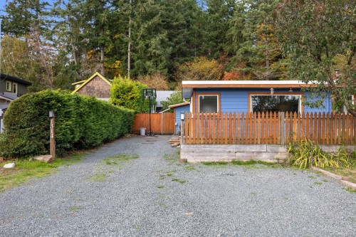 1314 Docliddle Rd, Comox, BC 