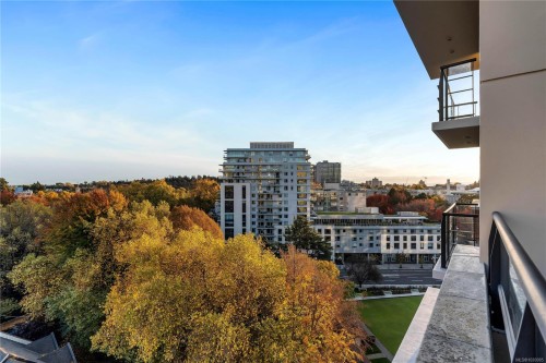 S1104-737 Humboldt St, Victoria, BC - Outdoor With View
