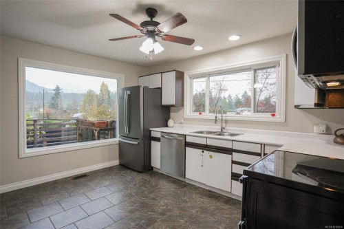 3089 Stocton St, Port Alberni, BC 