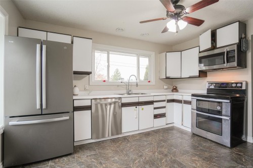 3089 Stocton St, Port Alberni, BC 