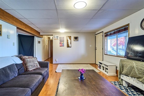 5422 Bayshore Dr, Nanaimo, BC 