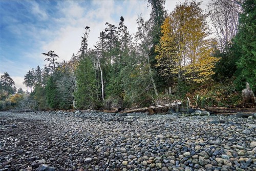 5422 Bayshore Dr, Nanaimo, BC 