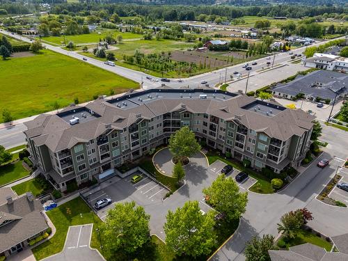 111-3739 Casorso Road, Kelowna, BC - Outdoor With View