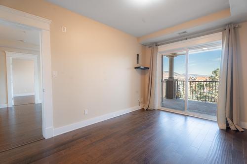 504-975 Victoria  W Street, Kamloops, BC - Indoor Photo Showing Other Room