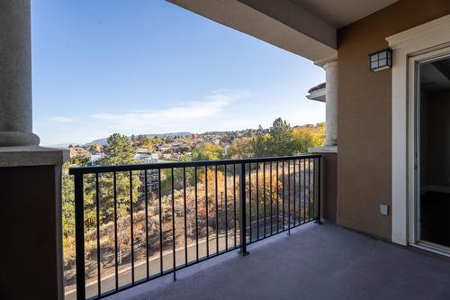 504-975 Victoria  W Street, Kamloops, BC - Outdoor With Exterior