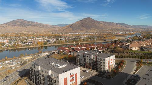 504-975 Victoria  W Street, Kamloops, BC - Outdoor With View