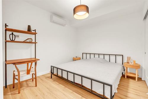 311-660 Cawston Avenue, Kelowna, BC - Indoor Photo Showing Bedroom