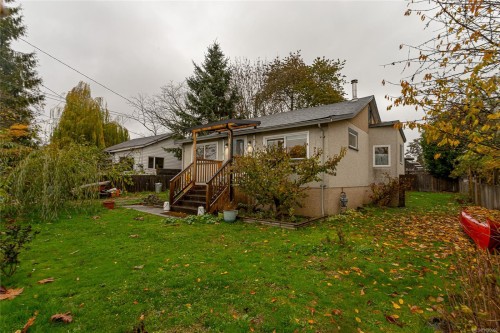 683 Powell St, Duncan, BC 