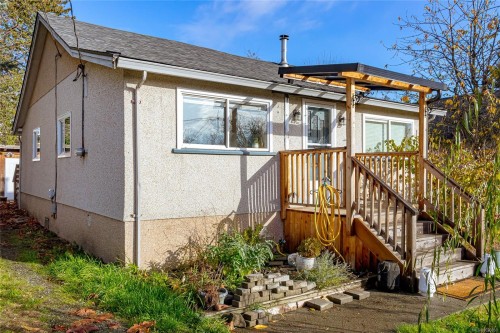 683 Powell St, Duncan, BC 