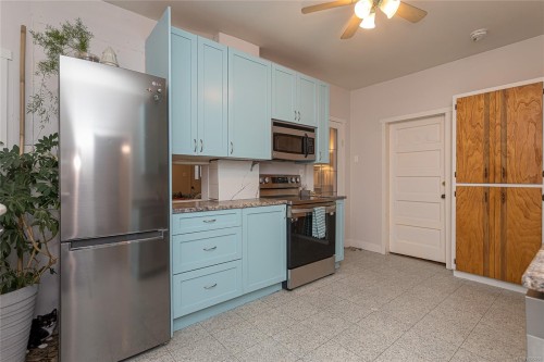 683 Powell St, Duncan, BC 