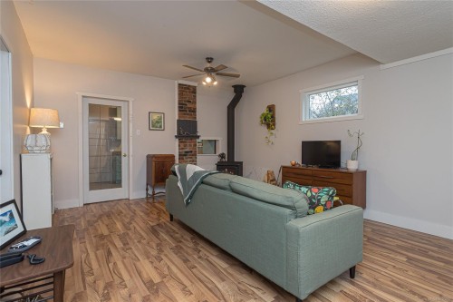 683 Powell St, Duncan, BC 