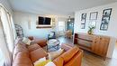 717 6Th Street, Cranbrook, BC  - Indoor Photo Showing Living Room 
