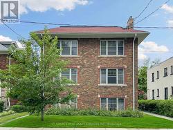 3 - 12 KENDAL AVENUE  Toronto, ON M5R 1L7
