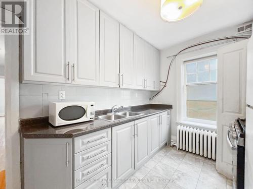 3 - 12 Kendal Avenue, Toronto, ON 