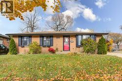 500 FERNDALE Avenue  London, ON N6C 2Z1