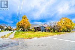 243 RUGGLES AVENUE  Richmond Hill, ON L4C 1Y6