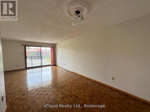 118 Antigua Road, Mississauga, ON - Indoor Photo Showing Other Room