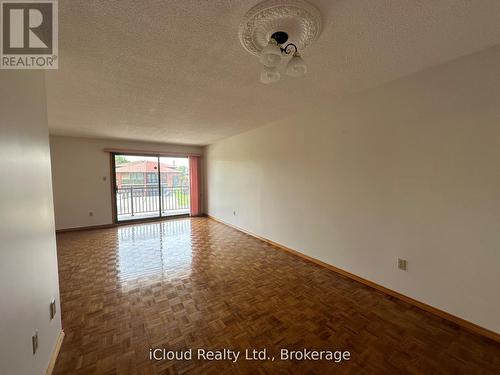 118 Antigua Road, Mississauga, ON - Indoor Photo Showing Other Room