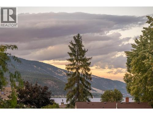 3350 Woodsdale Road Unit# 703, Lake Country, BC - Outdoor With View