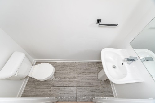 610-1129 Cooke Boulevard, Burlington, ON - Indoor Photo Showing Bathroom