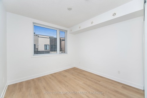 610-1129 Cooke Boulevard, Burlington, ON - Indoor Photo Showing Other Room