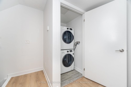 610-1129 Cooke Boulevard, Burlington, ON - Indoor Photo Showing Laundry Room