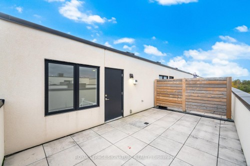 610-1129 Cooke Boulevard, Burlington, ON - Outdoor With Exterior