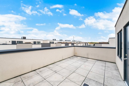 610-1129 Cooke Boulevard, Burlington, ON - Outdoor