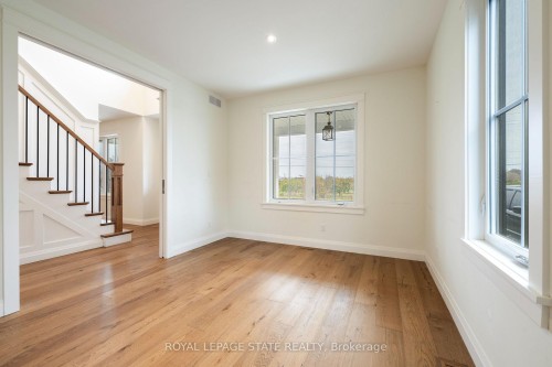 3922 Twenty Third Street, Lincoln, ON - Indoor Photo Showing Other Room