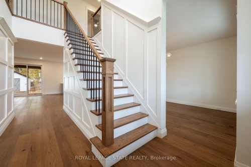 3922 Twenty Third Street, Lincoln, ON - Indoor Photo Showing Other Room