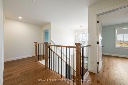 3922 Twenty Third Street, Lincoln, ON - Indoor Photo Showing Other Room