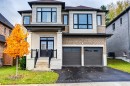 99 Bethpage Crescent, Newmarket, ON  - Outdoor With Facade 
