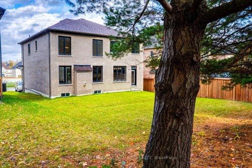 99 Bethpage Crescent, Newmarket, ON - Outdoor