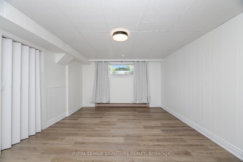 47 Eagen Drive, Kitchener, ON - Indoor Photo Showing Other Room