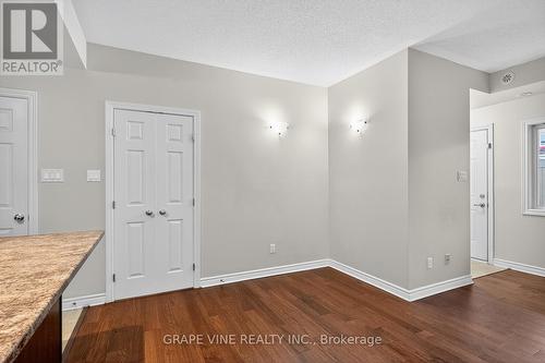 C - 140 Mocha Private, Ottawa, ON - Indoor Photo Showing Other Room