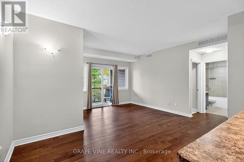 C - 140 Mocha Private, Ottawa, ON - Indoor Photo Showing Other Room