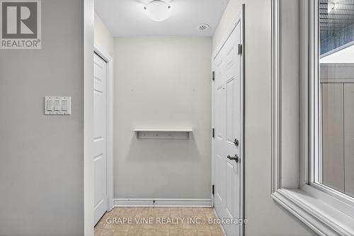 C - 140 Mocha Private, Ottawa, ON - Indoor Photo Showing Other Room