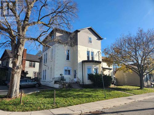 125 WELLINGTON STREET S  Cambridge, ON N1R 3Y8