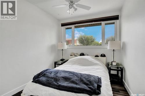 2616 Clarence Avenue S, Saskatoon, SK - Indoor Photo Showing Bedroom