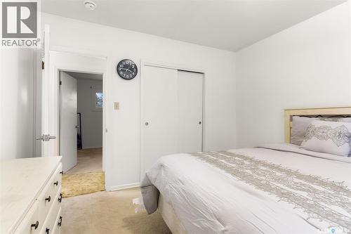 940 Edgar Street, Regina, SK - Indoor Photo Showing Bedroom