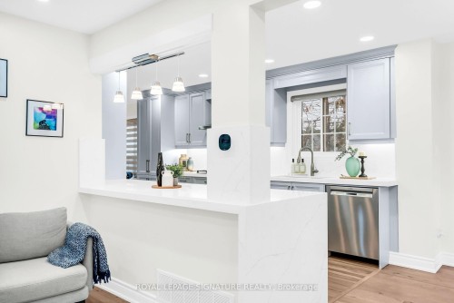 6467 Edenwood Drive, Mississauga, ON - Indoor