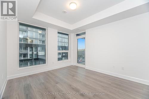 407 - 3240 William Coltson Avenue, Oakville, ON - Indoor Photo Showing Other Room