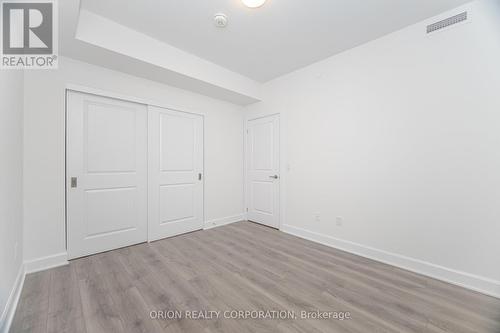407 - 3240 William Coltson Avenue, Oakville, ON - Indoor Photo Showing Other Room