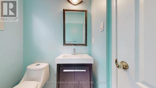 59 Springer Drive, Richmond Hill, ON - Indoor Photo Showing Bathroom