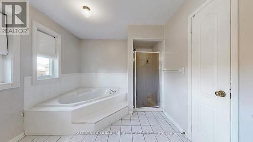 59 Springer Drive, Richmond Hill, ON - Indoor Photo Showing Bathroom